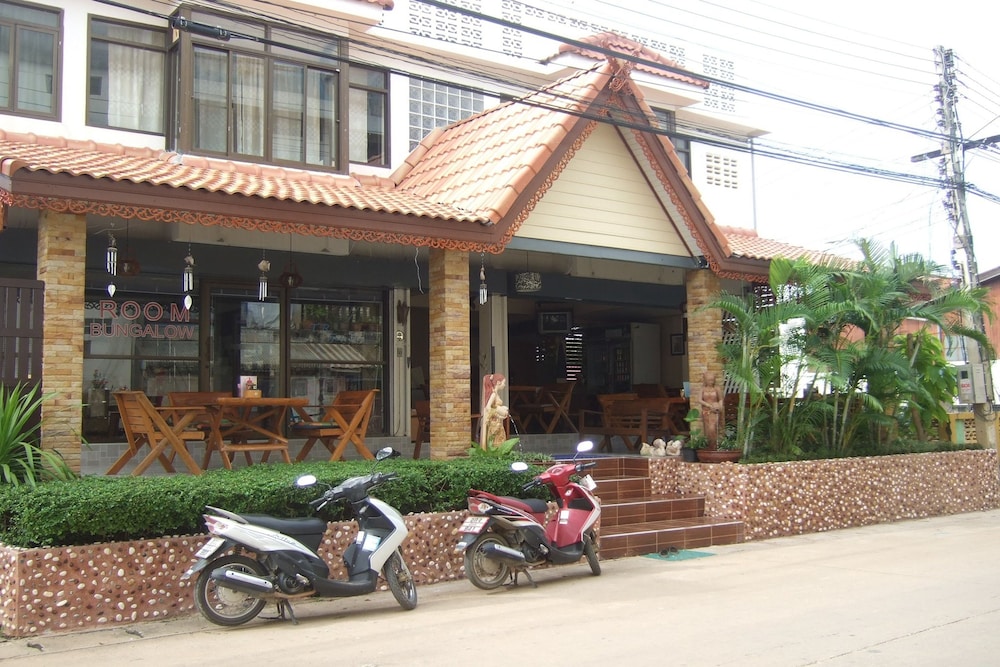 T.R. Guesthouse 59/68