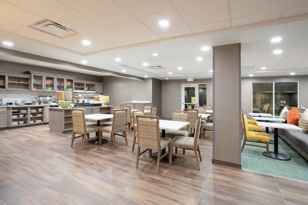 restaurant cafeteria