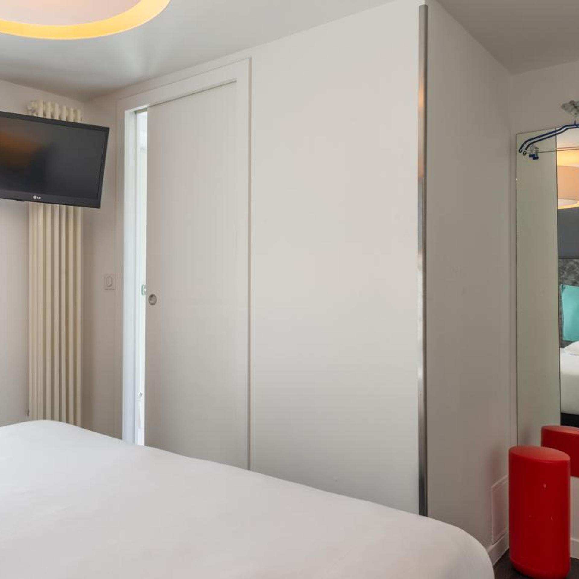 Hotel Des Metallos 3/34