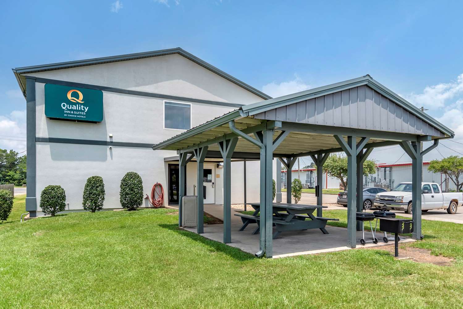 Quality Inn & Suites Demopolis AL 8/9