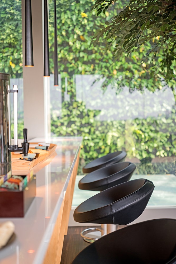 Tama Boutique Hotel 40/50