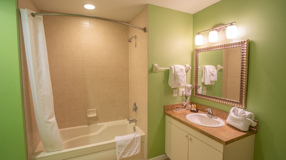 Barefoot Suites 67/69