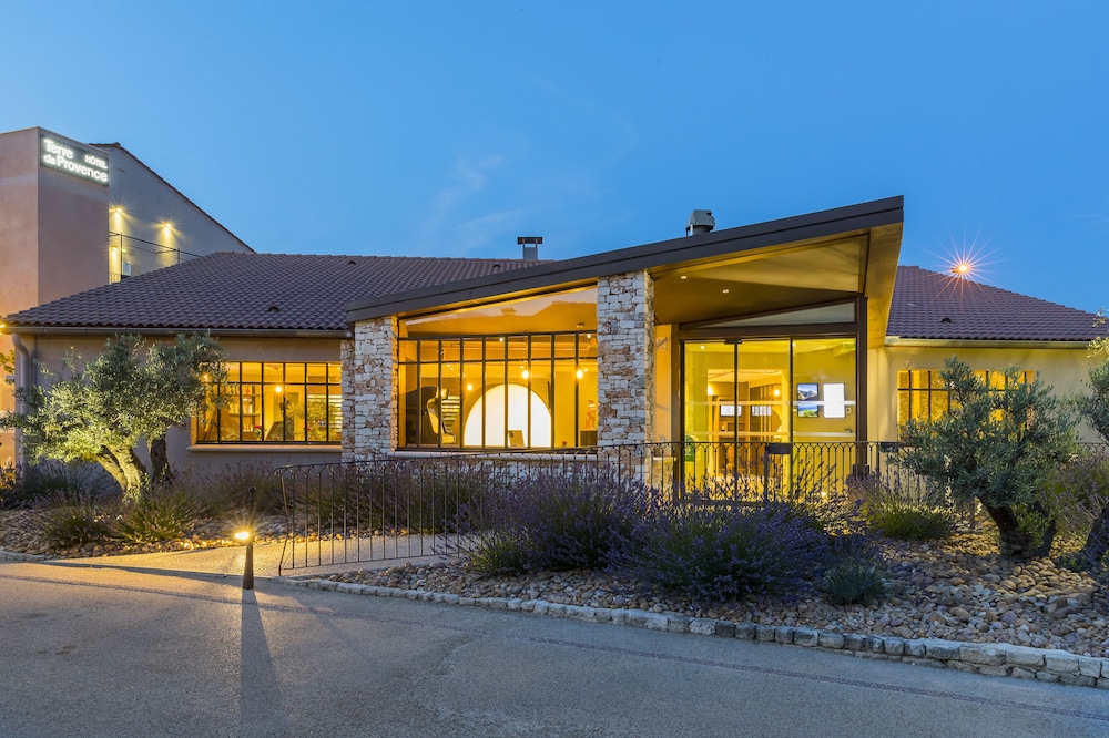 Terre de Provence Hotel and Spa in LE PONTET - VAUCLUSE