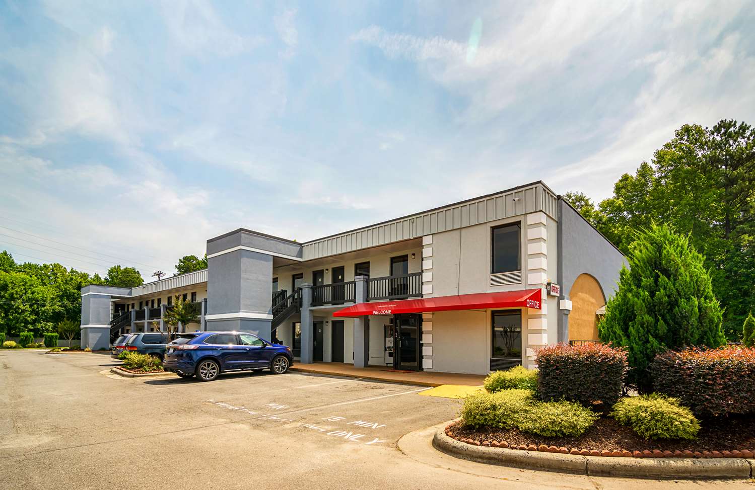 Econo Lodge Research Triangle Park 15/17