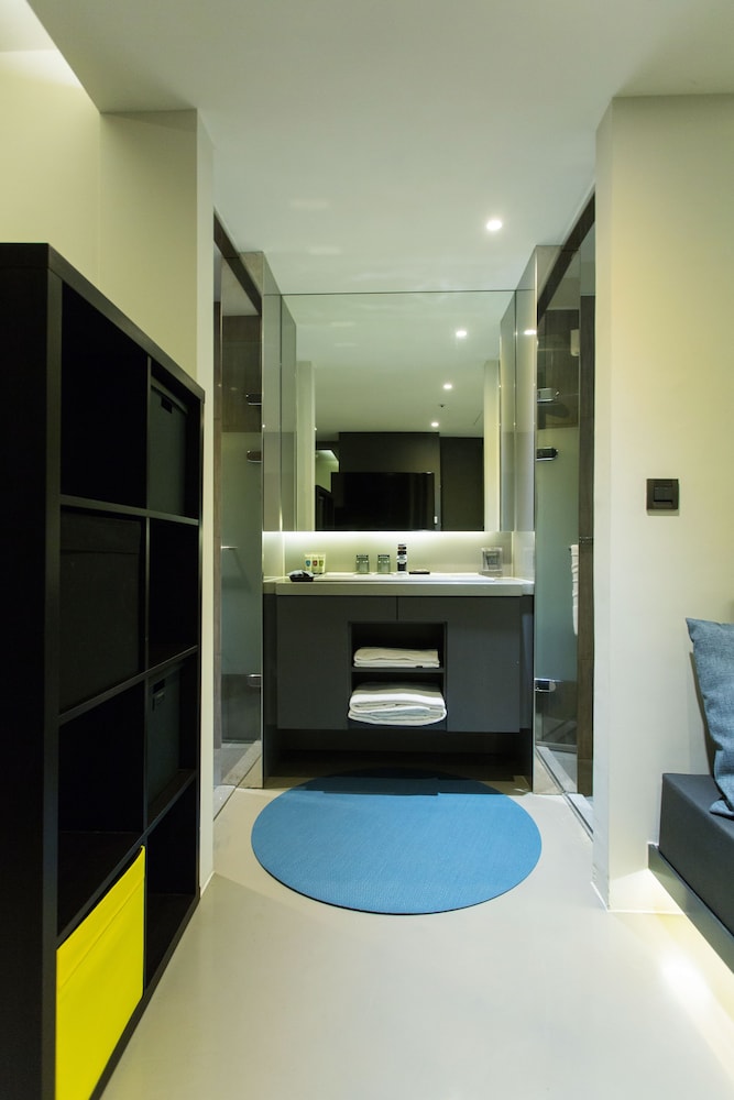 LUMI HOTEL 37/72