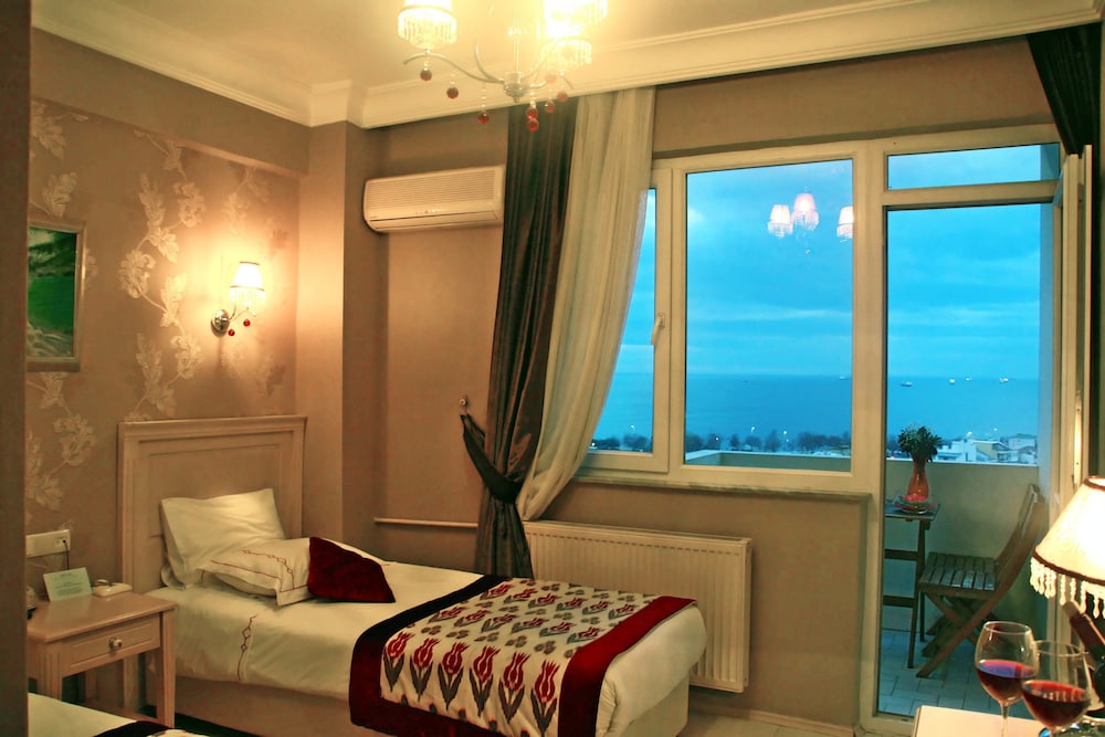 Divas Hotel 37/68