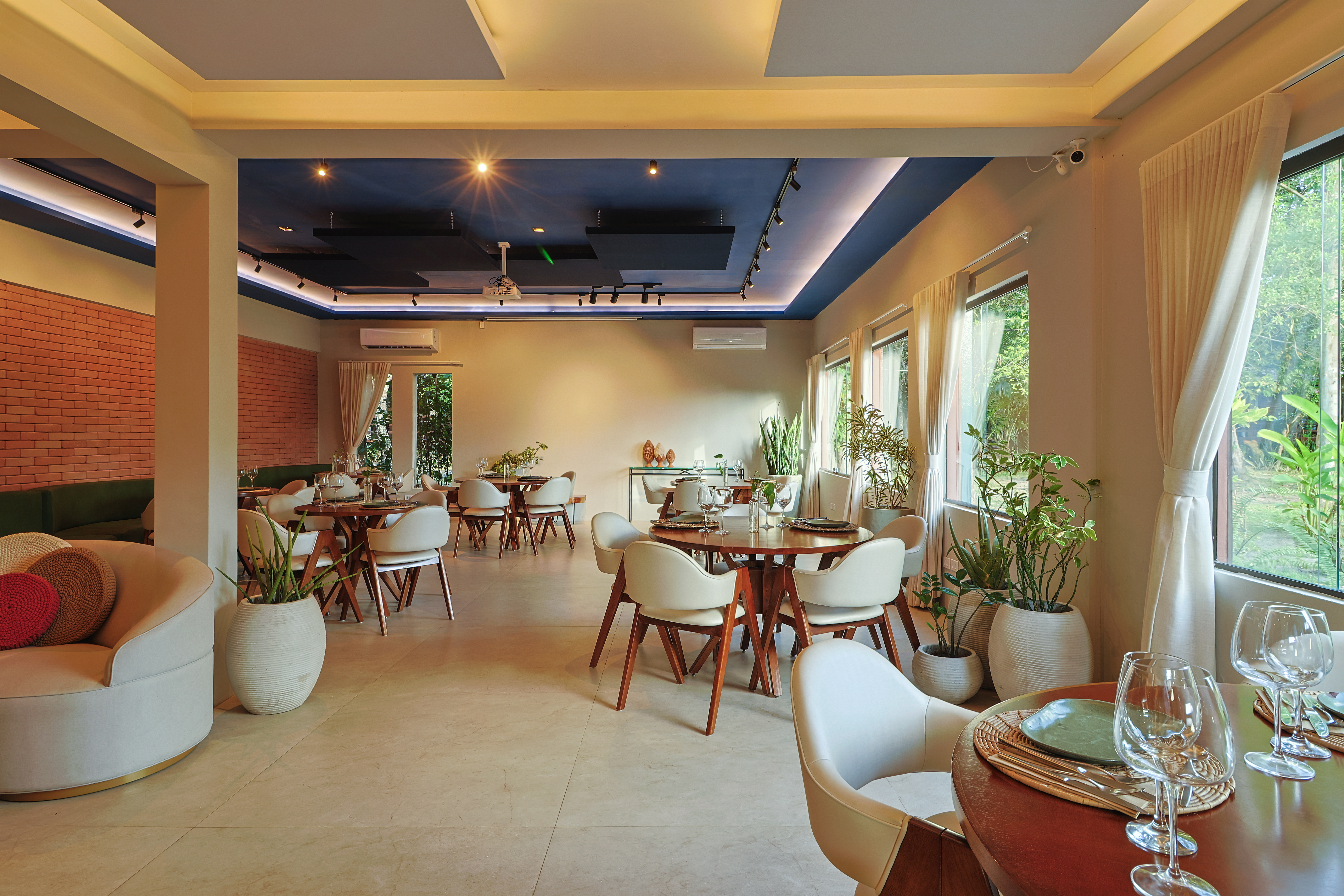 Eco Luar Boutique Hotel 62/67