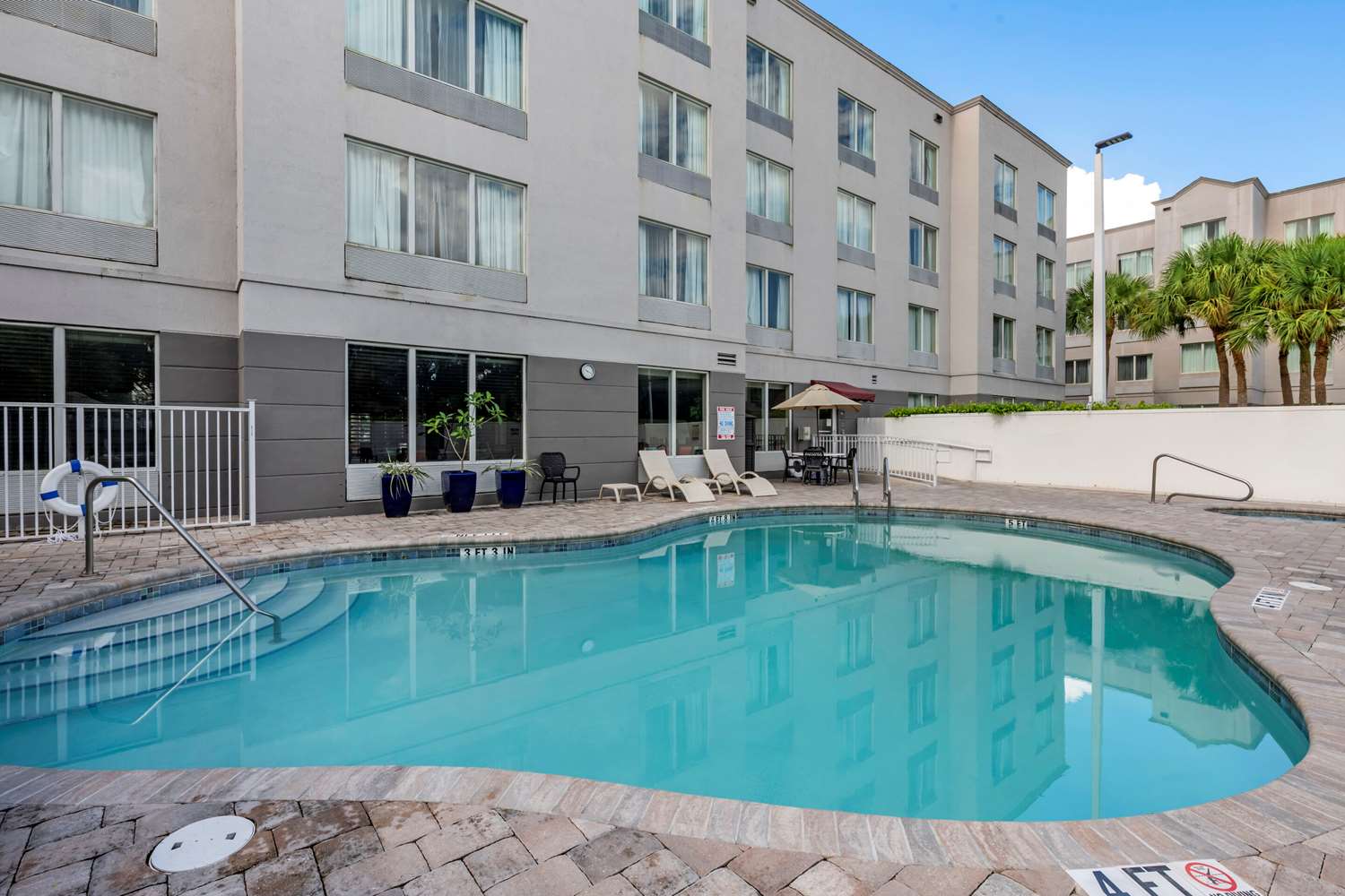 Comfort Suites Tamarac Sawgras 1/12