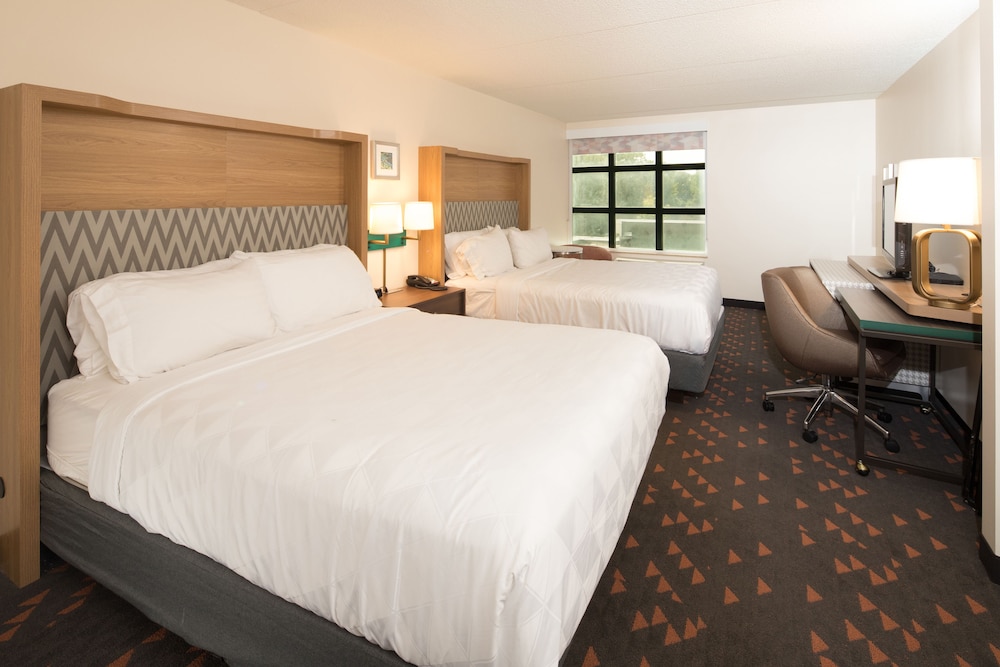 Holiday Inn Hotel Suites Ann Arbor Univ Michigan 11/73