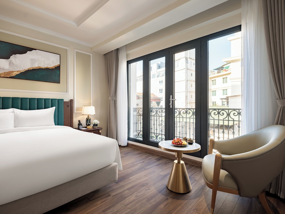 SIGNATURE, GRAND, SUITE, TERRACE
