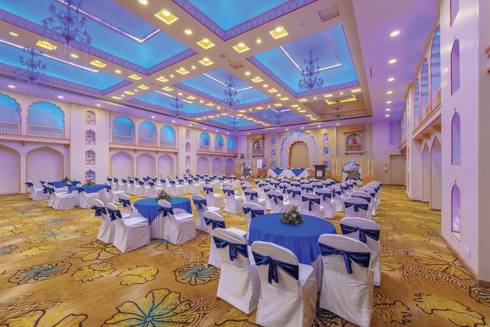 R Chandras Palace 33/42