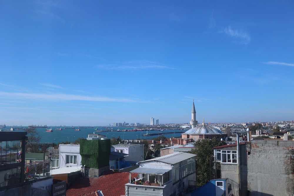 Arven Boutique Hotel 59/69