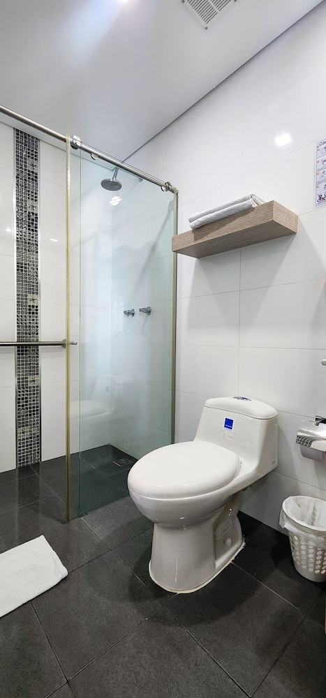 Hotel BE Suites Cali 46/50