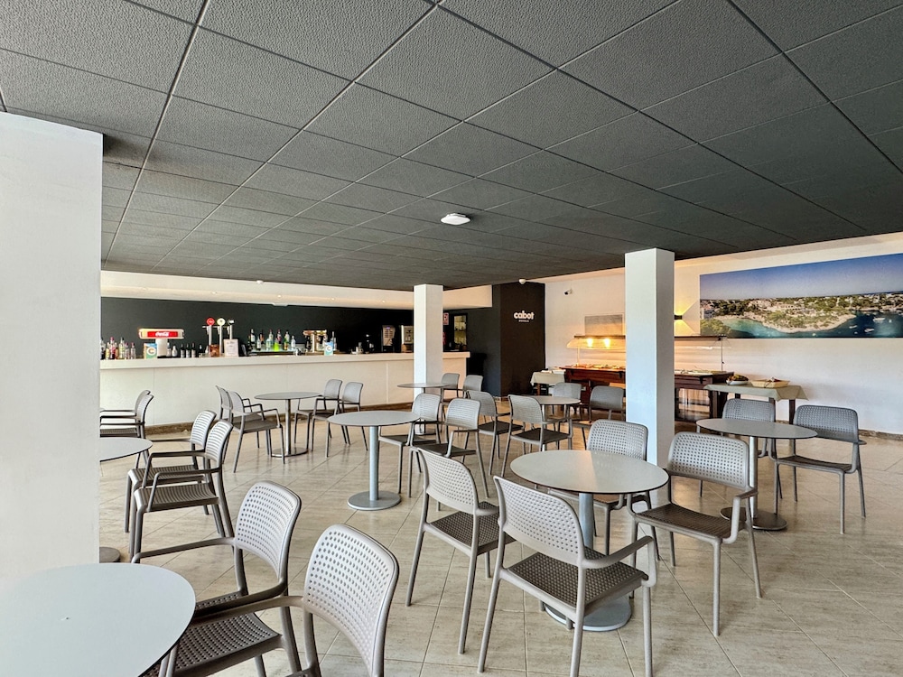 Cala Ferrera Hotel 178/191
