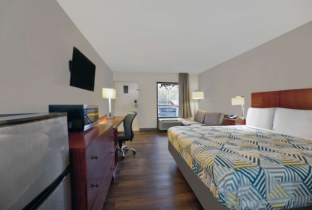 Motel6 Scottsboro, AL – Hwy 72 18/30