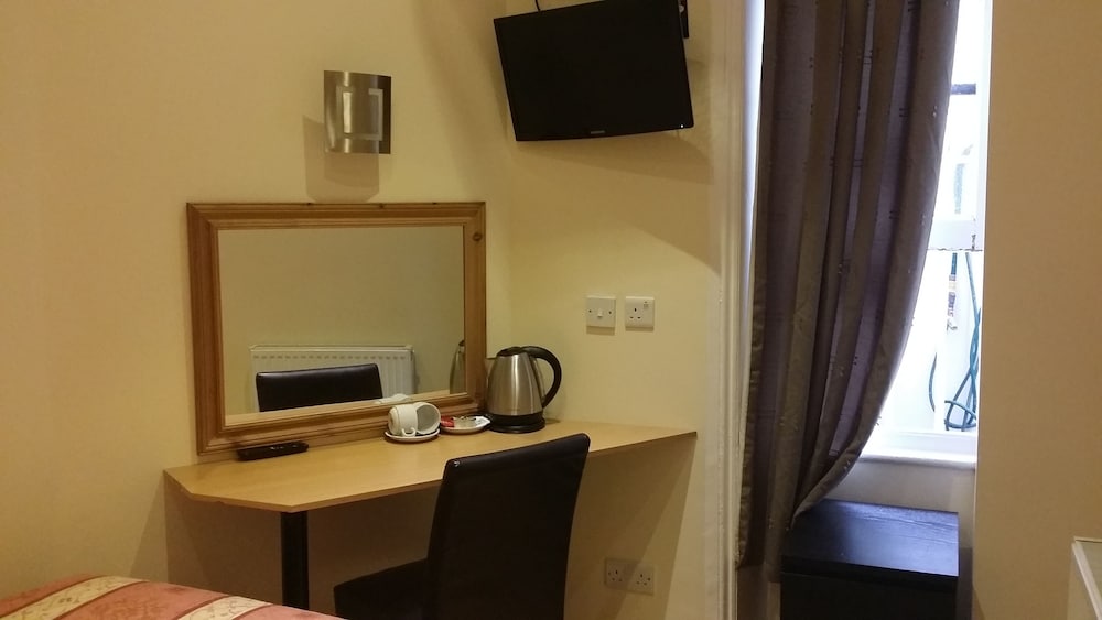 Notting Hill Gate Hotel 30/38