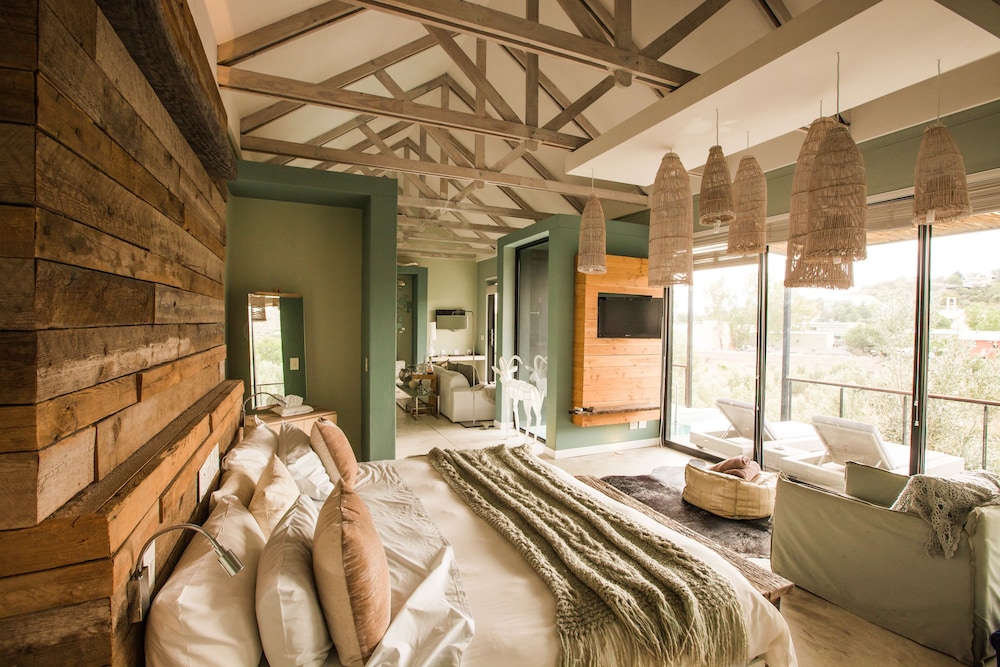 The Olive Exclusive All-Suite Hotel 5/30