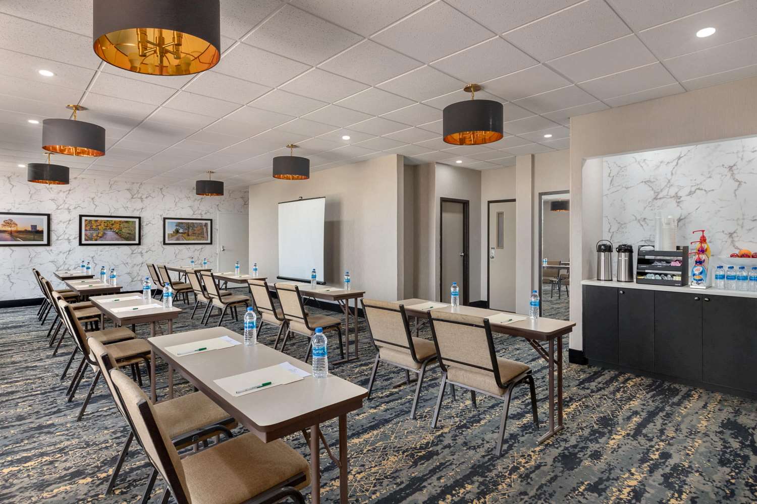 La Quinta Inn & Suites by Wyndham Dothan 65/71