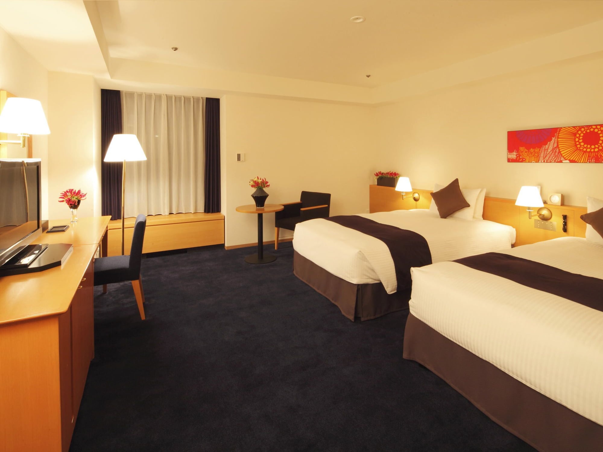 Room, Twin Beds, Large, East Wing