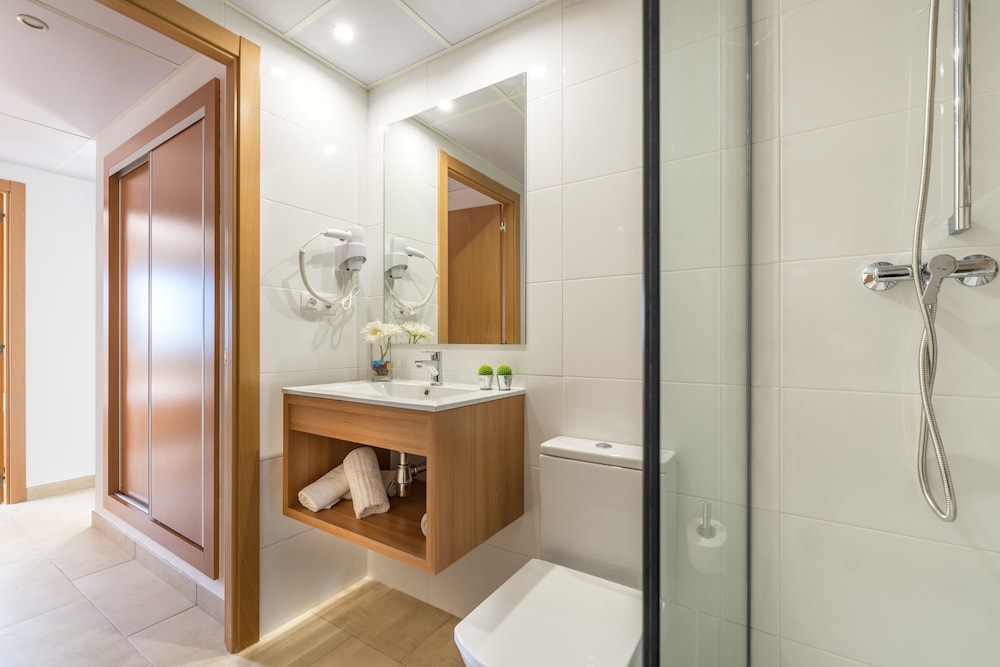 Apartaments Condado 26/28