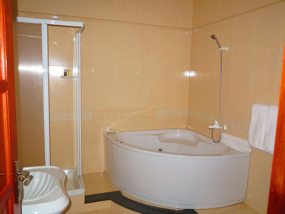 Hotel Castelo Branco 33/39