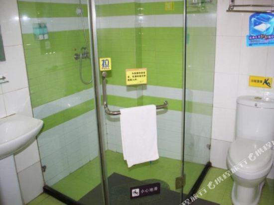 7 Days Inn (Chongqing Yuanjiagang Olympic Sports Center) 19/20