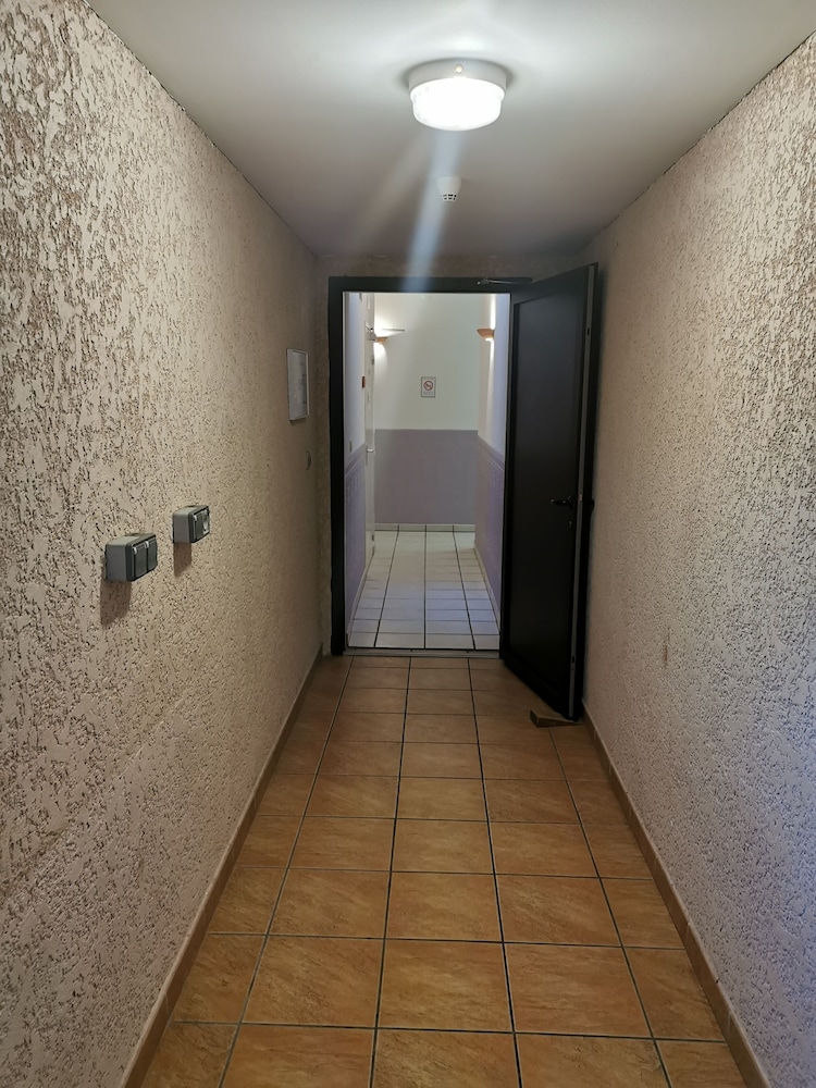 Auberge de l Europe 25/34