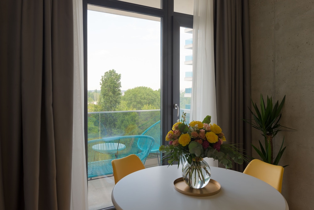 Novum Aparthotel 57/69