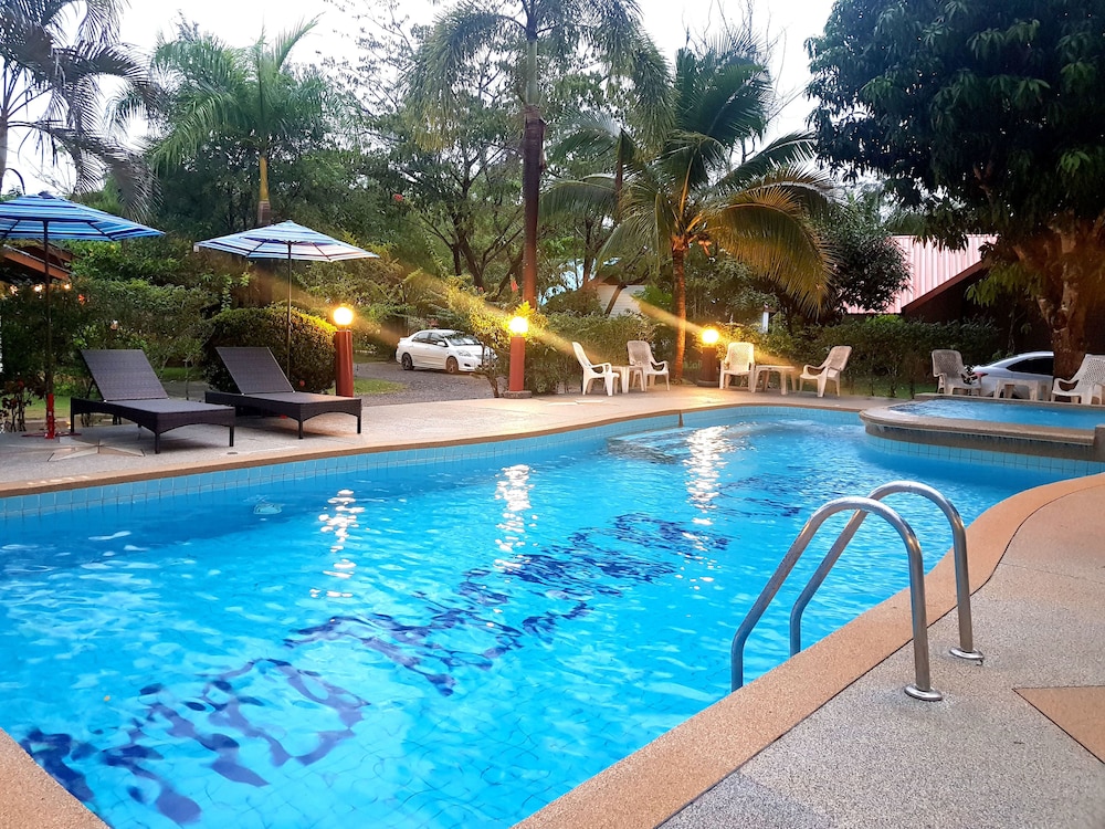 Mild Garden View Resort 5/55