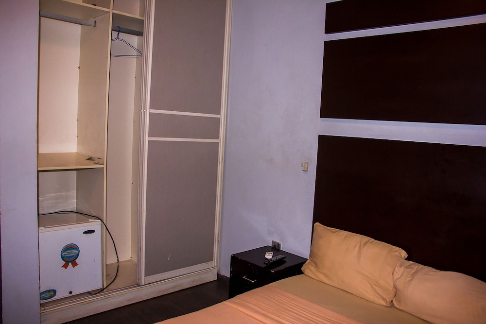Precinct Comfort Services Ikoyi 25/25