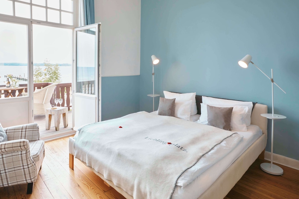 Comfort, King Bed, Ocean Front, Sea View