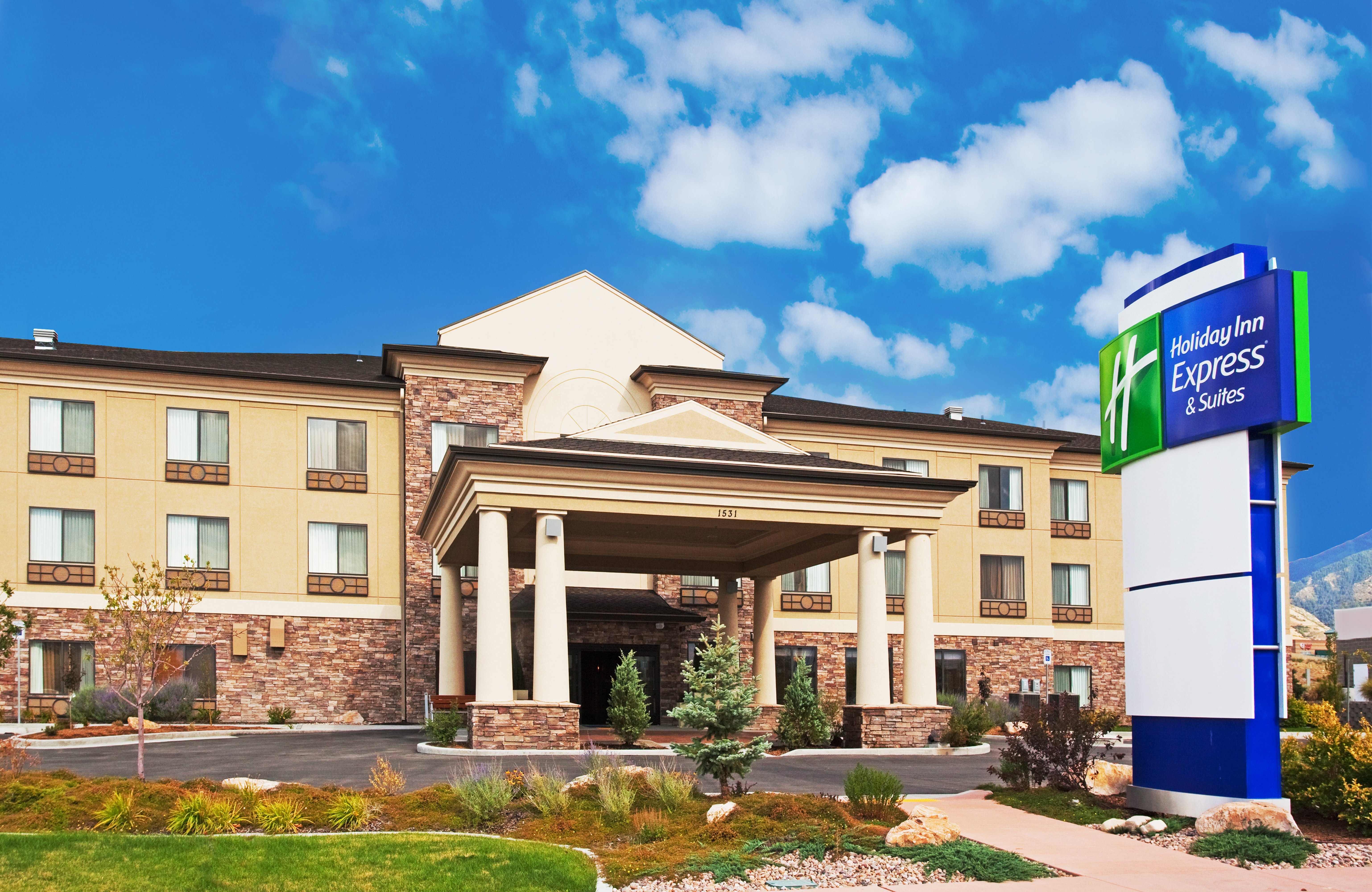 Holiday Inn Express Suites Tooele 4/52