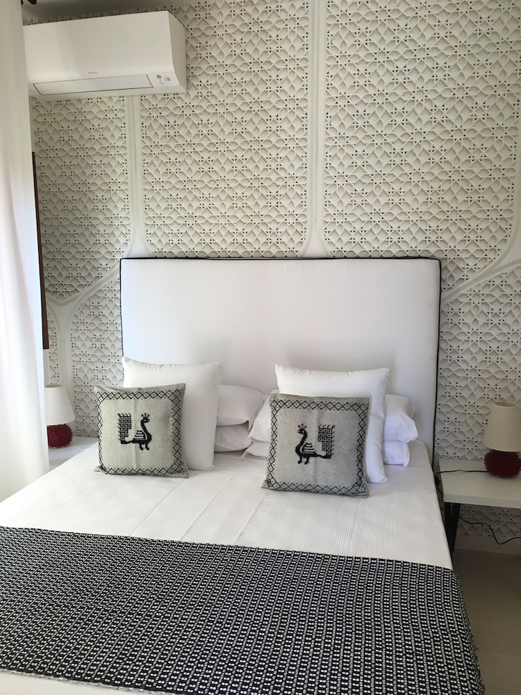 Hotel Cala Rosa 49/50
