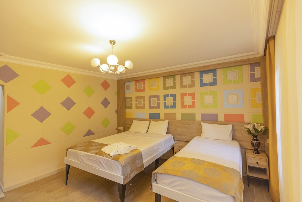 De Maree Hotel 35/53