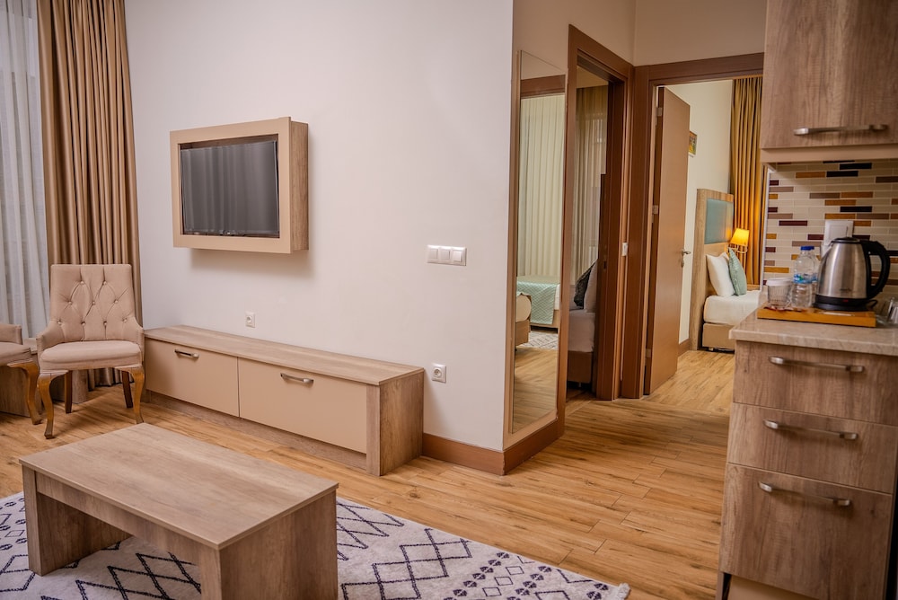 Mari Suites Hotel 56/63