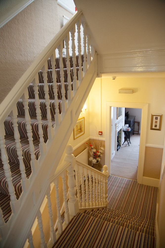 The Langtons Guest House 31/50