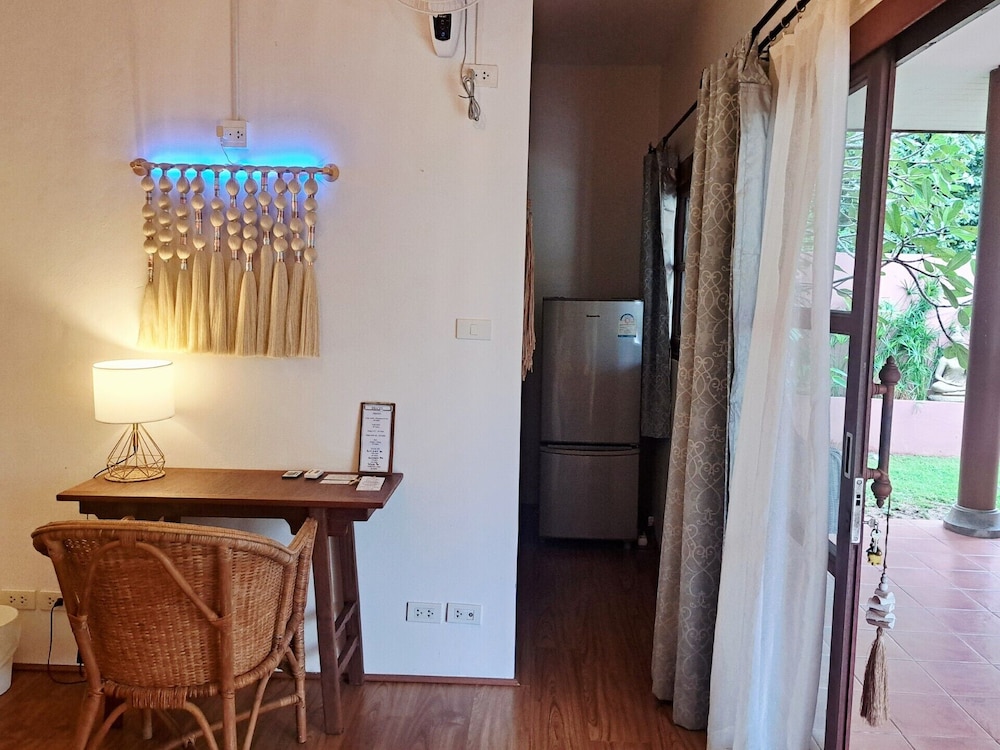 Laura's Guest House Samui 7/54