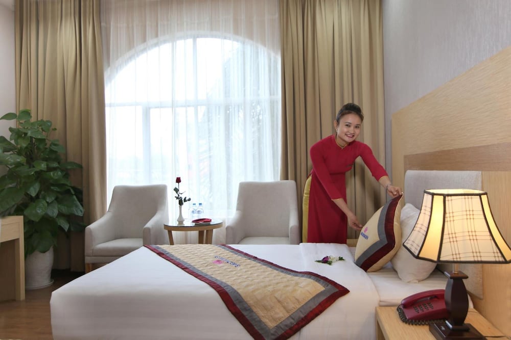 Saigon Kim Lien Hotel Vinh 43/59