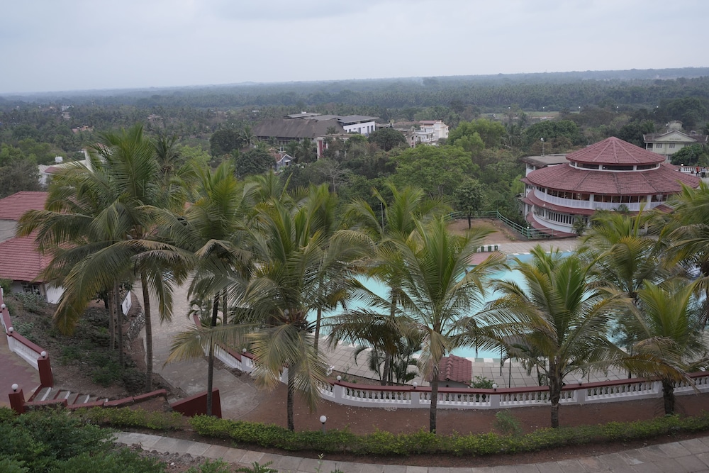 INDISMART WOODBOURNE RESORT 43/50