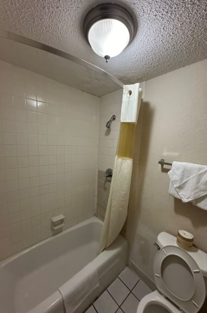 River Valley Inn and Suites 41/42