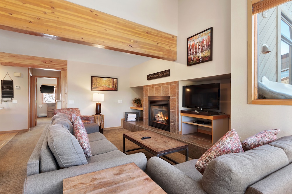 Gold Point Resort Breckenridge by Vacatia 25/50