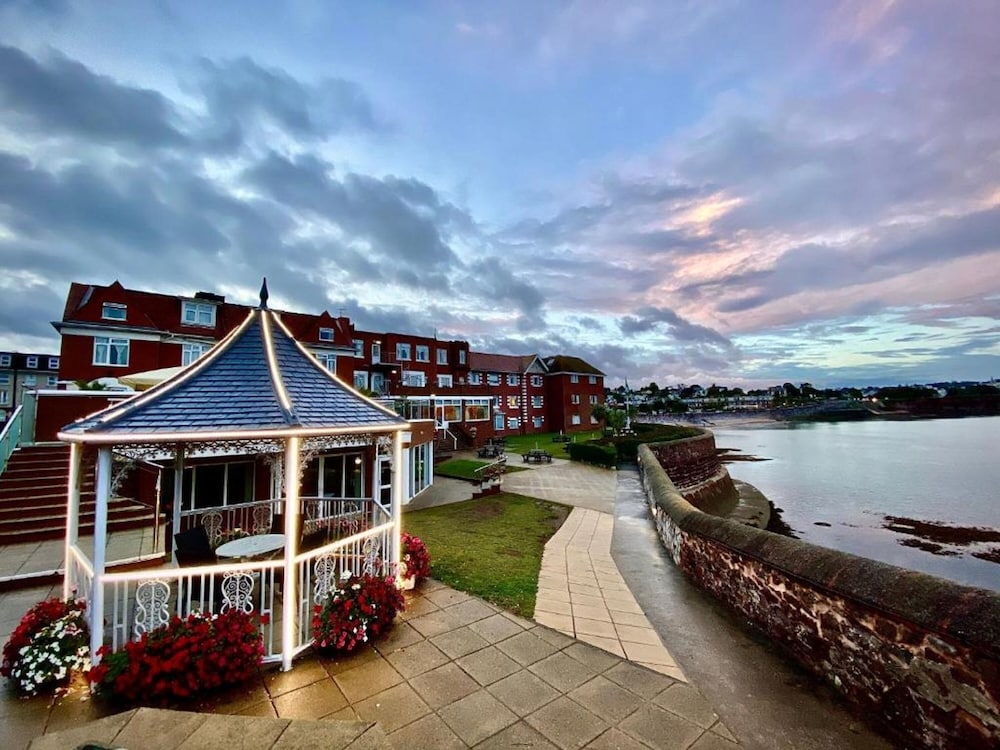 Livermead Cliff Hotel 2/43