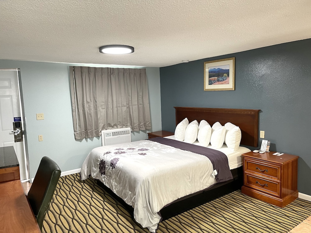 ANNIE OAKLEY MOTEL OAKLEY 12/66