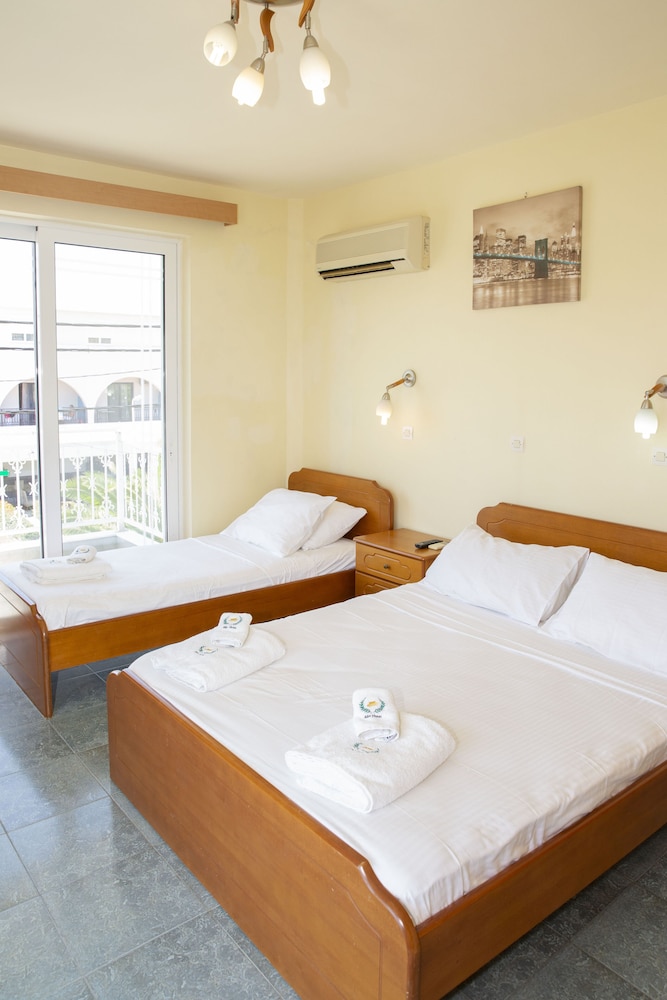 Alia Luxury Suites and Spa 119/169