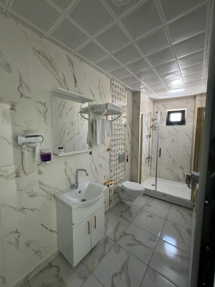 Ozsahin Otel 21/21