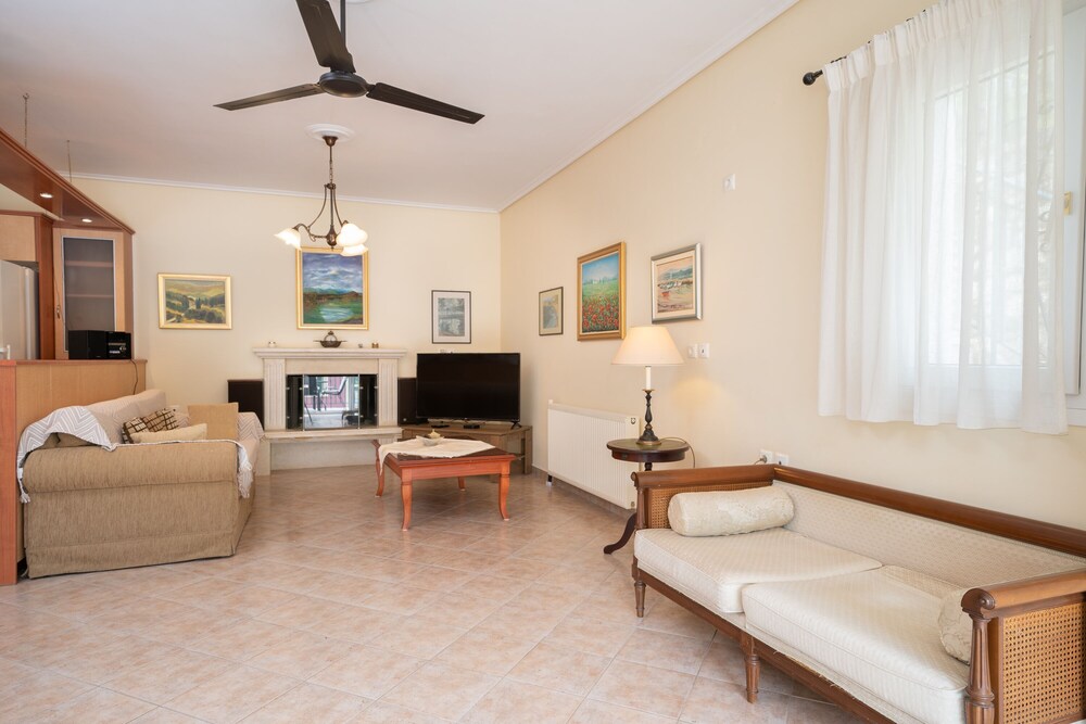 Faos Luxury Apartments 27/50