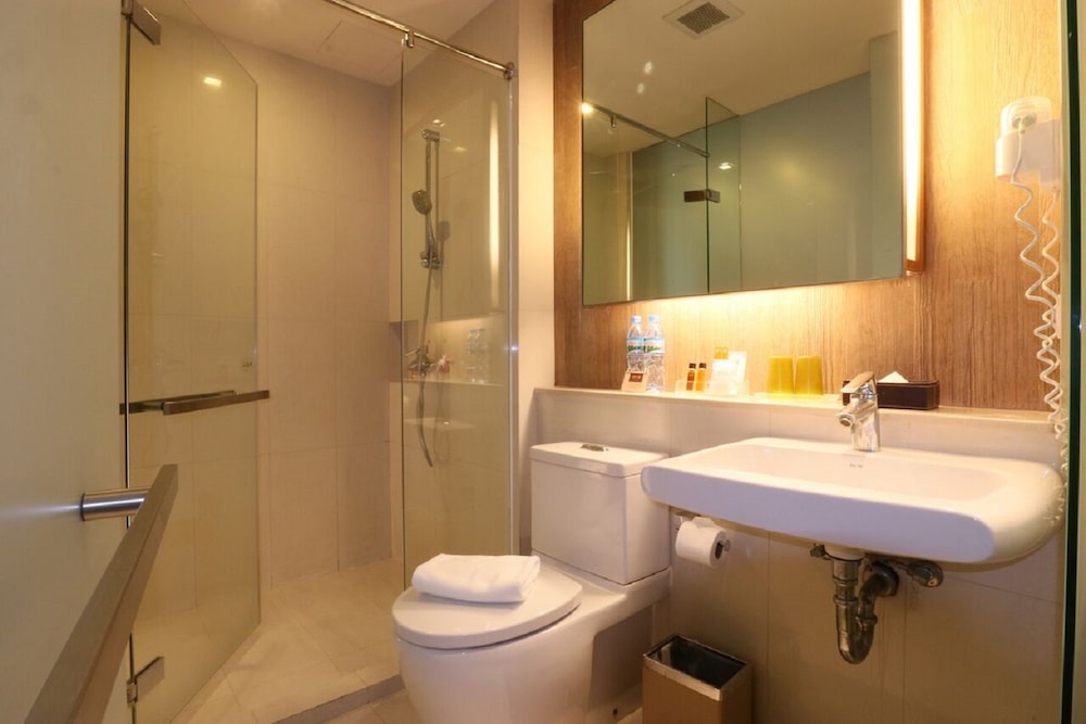 ON8 Hotel Sukhumvit Nana 57/59
