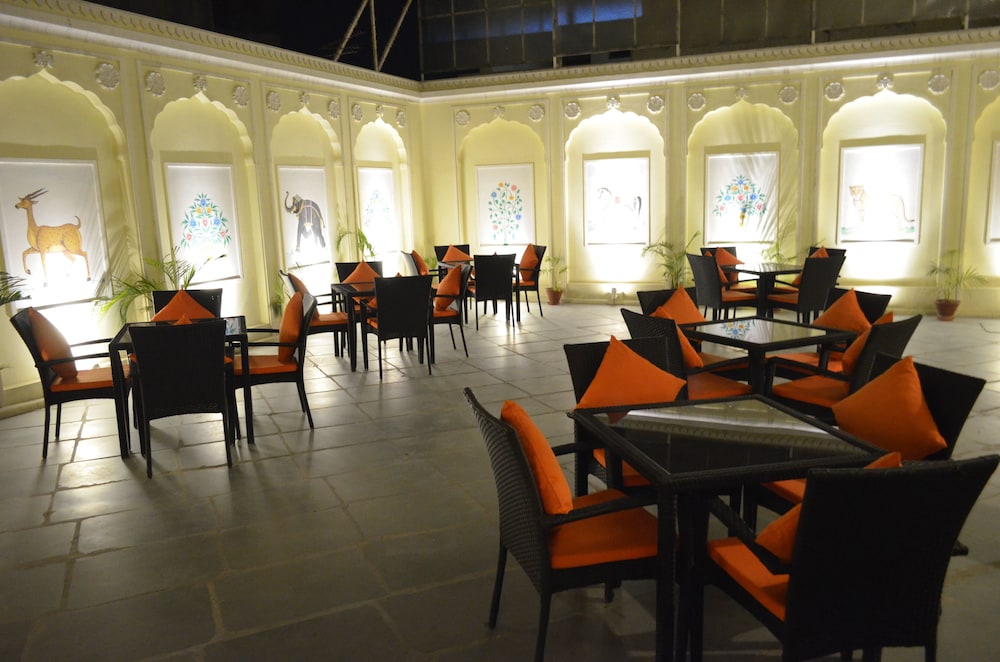 Ramgarh Heritage A Luxury Boutique Resort 44/50