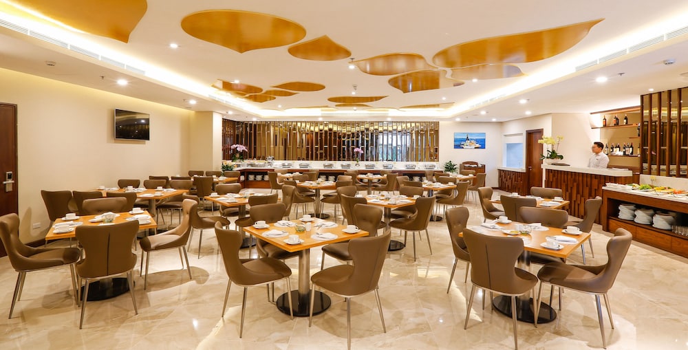 Orchids Hotel Saigon 54/70