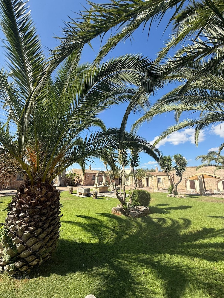 Hotel Masseria Chicco Rizzo 69/71